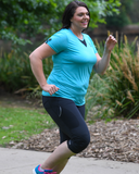 Mesh Sculpt Pocket Tights in action | Plus Size Active | Lowanna